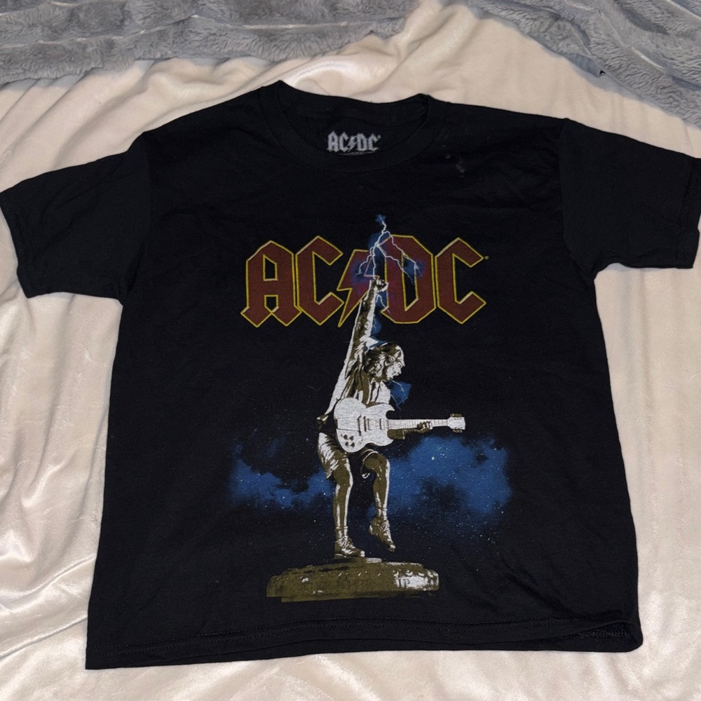 NWOT - AC/DC Graphic T-Shirt
